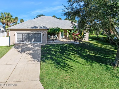 (private lake, pond, creek) Home For Sale in Port Orange Florida