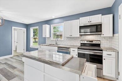 Welcome to 3529 Brawner Parkway, a charming and beautifully - photo 13