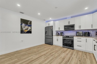Beautiful and well-maintained 5-bedroom, 3-bathroom home - photo 14