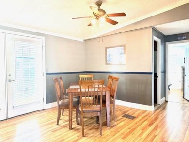 Beautiful Open Concept 3 Bedroom home only 10 minutes to Indian - photo 14