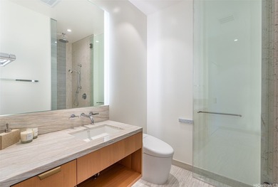 Victoria Place #PH3802 - A stunning, barely lived-in residence - photo 16