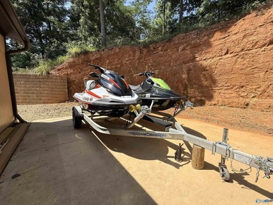 Lake life is Here... This beautifully updated 2 bed 3 bath home - photo 22