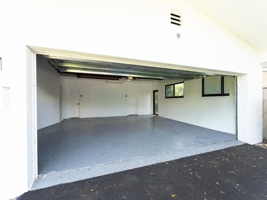 Welcome to this spacious 3-bedroom, 2-bathroom home situated on - photo 5