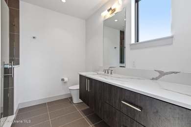 Estate 220 is a contemporary home located on E Lower Pasture - photo 27