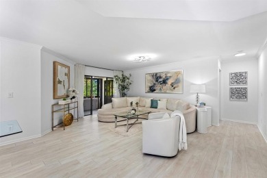 Lake Condo For Sale in Boynton Beach, Florida