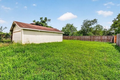 Welcome to 3529 Brawner Parkway, a charming and beautifully - photo 32