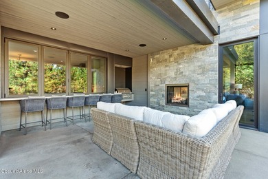 Estate 220 is a contemporary home located on E Lower Pasture - photo 43
