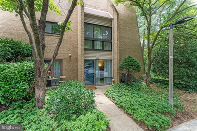 Welcome home to this bright and spacious 2-bedroom, 2-bath - photo 1
