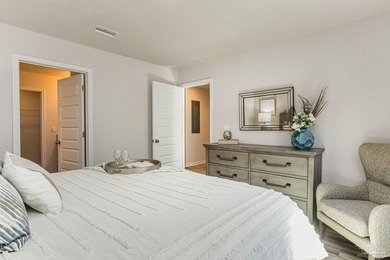 The Callaway plan is a lovely three-bedroom, two-bathroom home - photo 11
