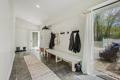 Beautifully updated home in the highly desirable Waukazoo Woods - photo 13