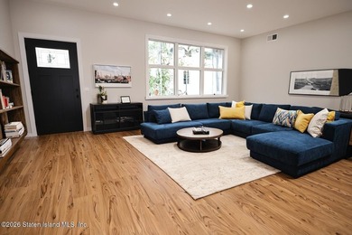 *New Construction* Stunning Two Family detached house with 9ft - photo 23
