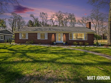 Charming 4 bedroom, 2 bath brick ranch in the City of Whitehall - photo 2