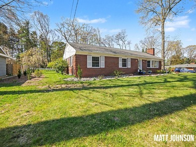 Charming 4 bedroom, 2 bath brick ranch in the City of Whitehall - photo 4