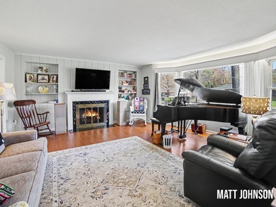Charming 4 bedroom, 2 bath brick ranch in the City of Whitehall - photo 6
