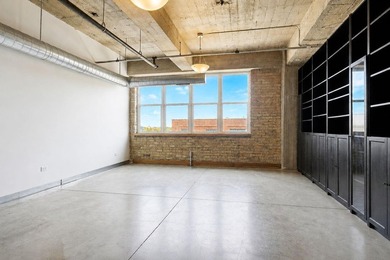Discover authentic North Loop loft living in this bright - photo 14