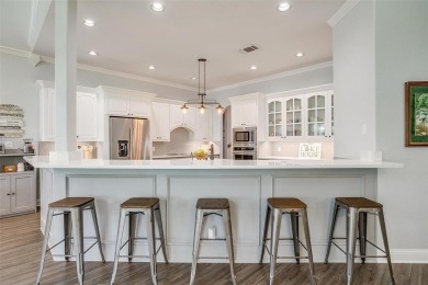 This (+-) 4.25 acre Eagle Mountain Lake estate is back and - photo 15