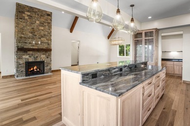 ** New Price ** Designed with both luxury and functionality in - photo 18