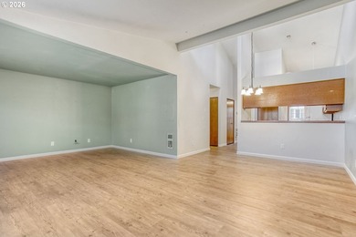 Enjoy comfortable and convenient 55+ living in this - photo 5