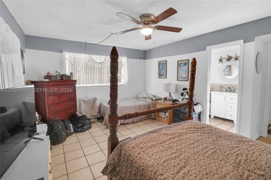 Beautifully maintained 2-bedroom condo located in the highly - photo 10