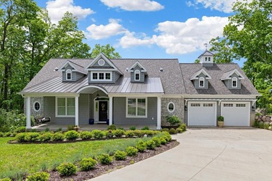 Custom 5-BD, 4.5-BA, 4,290-square-foot home commands a hilltop - photo 4