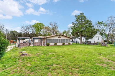 Not many properties can offer a 3 bed/2 bath home, 2 guest - photo 1