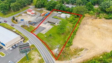 140 Amity Road presents a rare opportunity for a versatile - photo 2