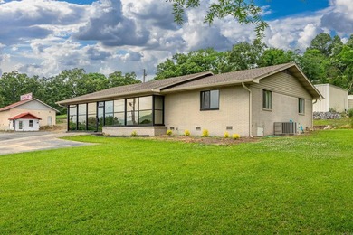 140 Amity Road presents a rare opportunity for a versatile - photo 3
