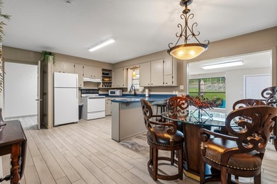 140 Amity Road presents a rare opportunity for a versatile - photo 7