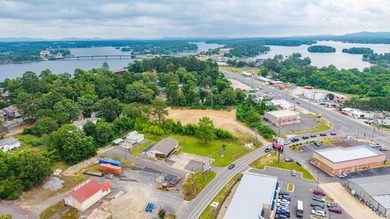 140 Amity Road presents a rare opportunity for a versatile - photo 8