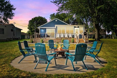 Lake Poygan Home For Sale in Winneconne Wisconsin