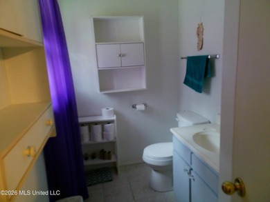 Well maintained 3bdrm 1.5 bath 1364 square foot home. New roof - photo 12