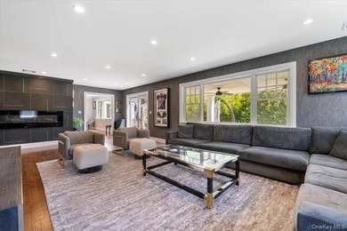 Welcome to this exceptional custom Colonial, built in 2019 and - photo 18