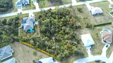 Excellent building lot tucked away on a quiet cul-de-sac in an - photo 8