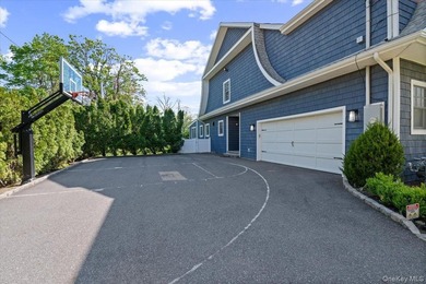 Welcome to this exceptional custom Colonial, built in 2019 and - photo 44