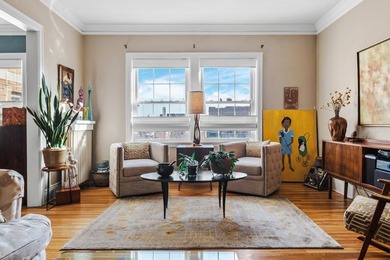 Step inside one of Minneapolis' most exclusive New York-style - photo 4