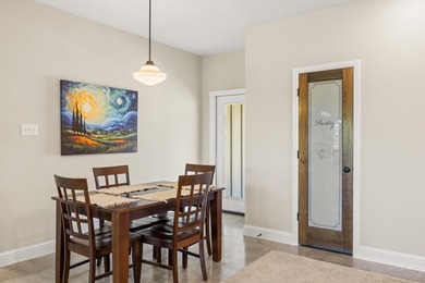 An open, bright and welcoming split-floorplan invites you into - photo 8