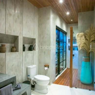 Fully Furnished Leasehold Villa in Bali's Coveted Neighborhood - photo 24