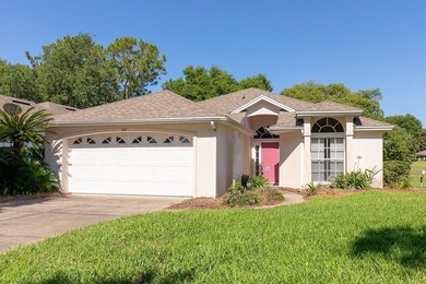 This original-owner Florida home offers a fantastic - photo 3