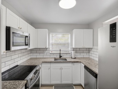 Welcome to easy Florida living in this beautifully renovated - photo 4