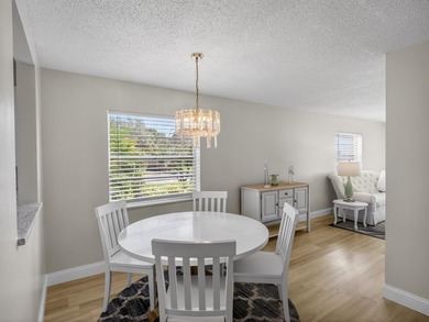 Welcome to easy Florida living in this beautifully renovated - photo 6