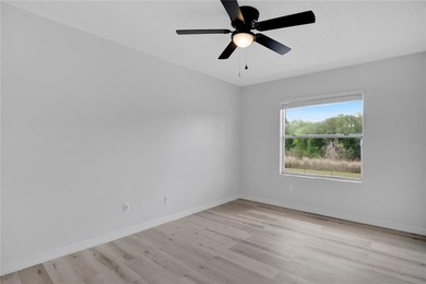 Welcome to this move-in ready 2-bedroom, 2-bathroom second-floor - photo 15