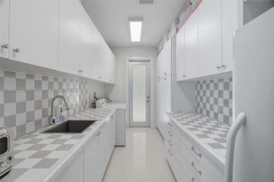 Custom built in 2012 and perfectly located on a quiet - photo 17