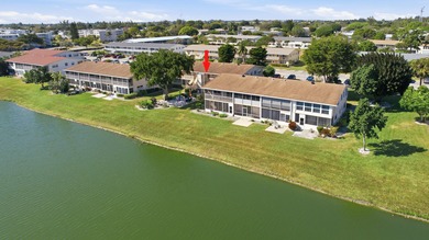 BEAUTIFUL LAKE VIEW 55+ Community.  Beautifully kept  adorable 1