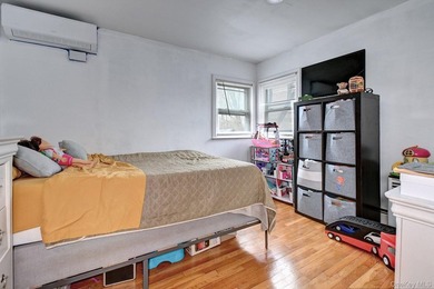 UPDATED SPACIOUS CAPE , 4 BEDROOMS 2 BATHROOMS, EAT IN KITCHEN - photo 21
