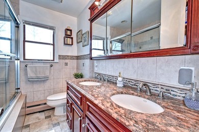 UPDATED SPACIOUS CAPE , 4 BEDROOMS 2 BATHROOMS, EAT IN KITCHEN - photo 22