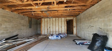 Investor special with substantial upside potential. This - photo 6