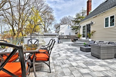 UPDATED SPACIOUS CAPE , 4 BEDROOMS 2 BATHROOMS, EAT IN KITCHEN - photo 45