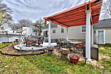 UPDATED SPACIOUS CAPE , 4 BEDROOMS 2 BATHROOMS, EAT IN KITCHEN - photo 46