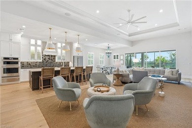 Designer-appointed residence where timeless architecture meets - photo 3
