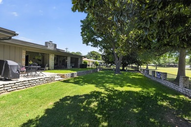 Lake Granbury Home For Sale in De Cordova Texas